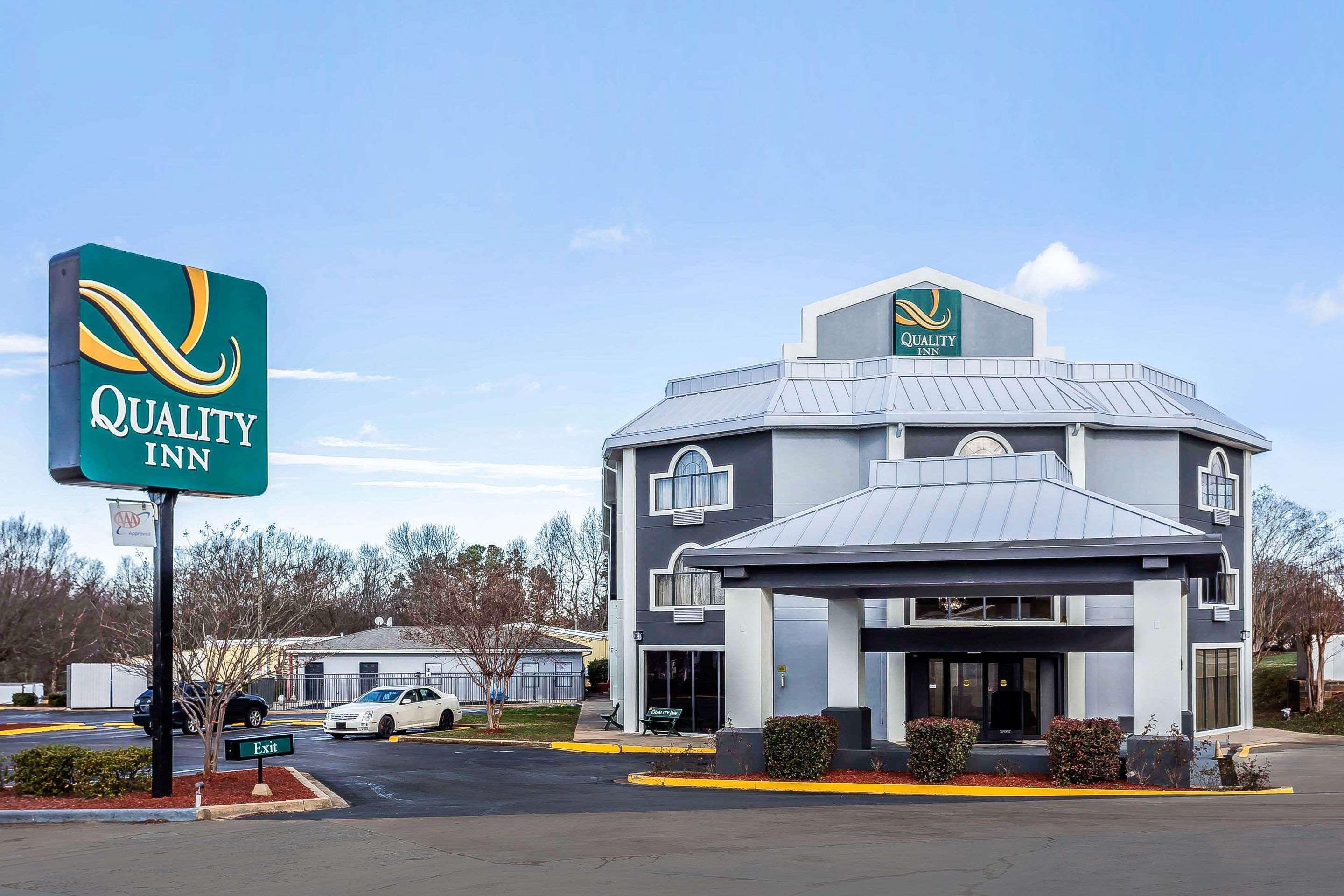 Quality Inn & Suites Salisbury Exterior foto