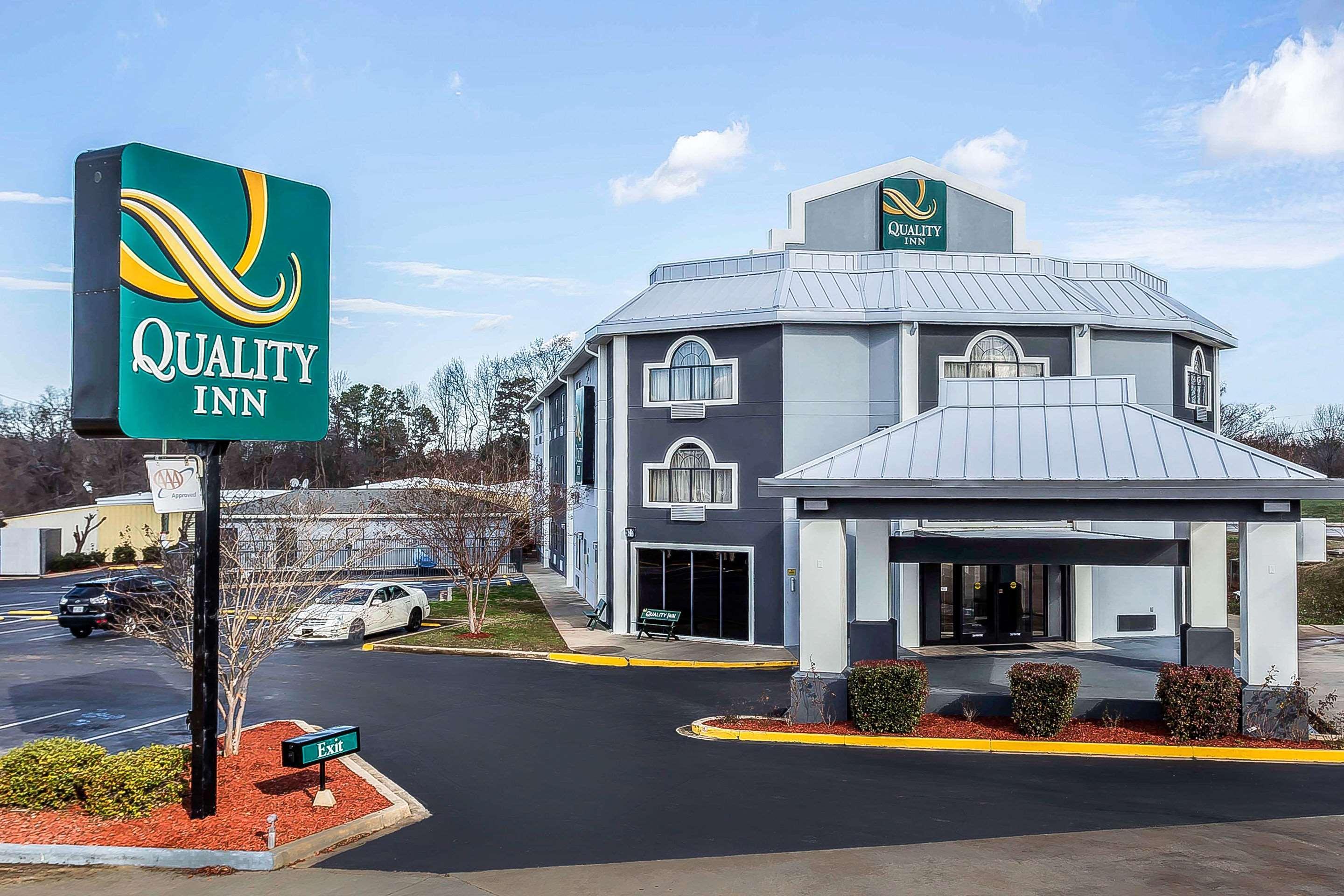 Quality Inn & Suites Salisbury Exterior foto